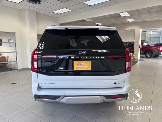 Certified 2025 Ford Expedition Platinum AWD/4WD image 7