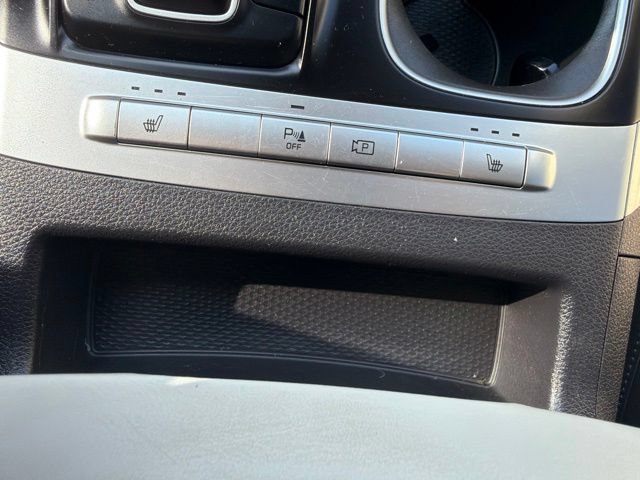 Used 2023 Kia Carnival LX FWD image 44