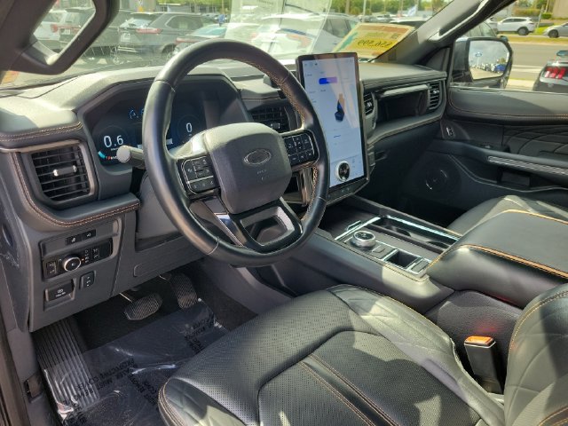 Certified 2024 Ford Expedition Max Platinum RWD image 22