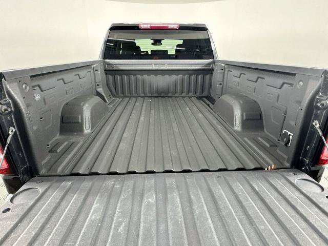 Used 2023 GMC Sierra 1500 SLE w/ X31 Off-Road Package AWD/4WD image 26