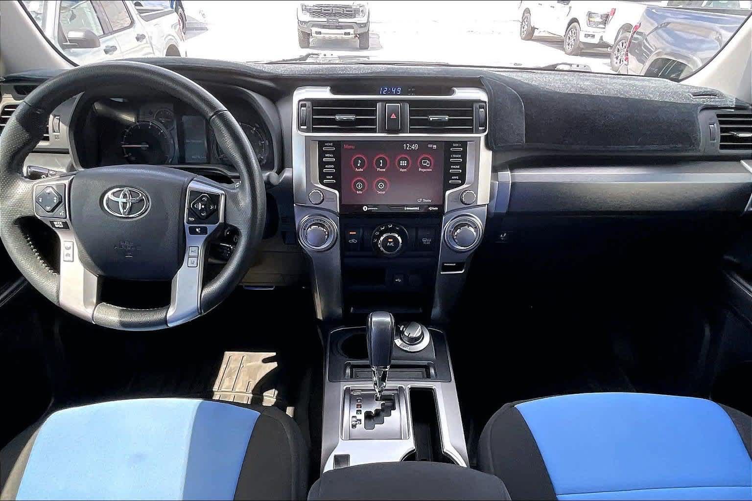 Used 2021 Toyota 4Runner SR5 AWD/4WD image 10