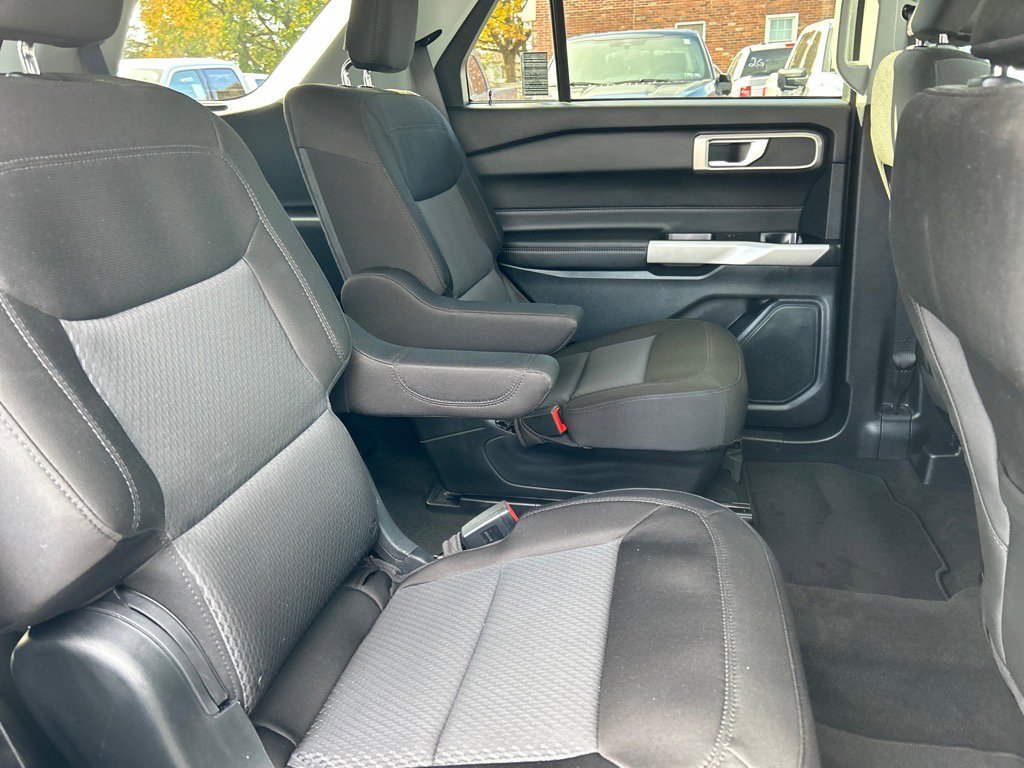 Certified 2023 Ford Explorer XLT image 22