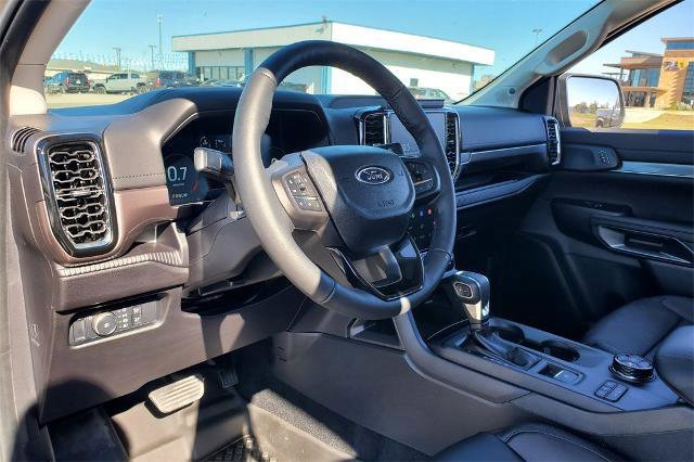 Certified 2025 Ford Ranger Lariat w/ FX4 Off-Road Package image 9