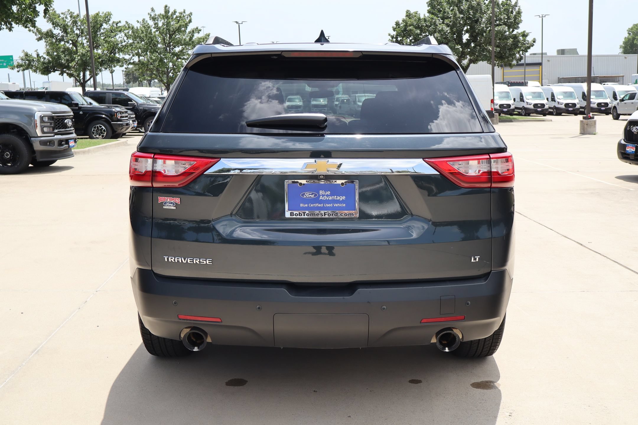 Used 2020 Chevrolet Traverse LT FWD image 4