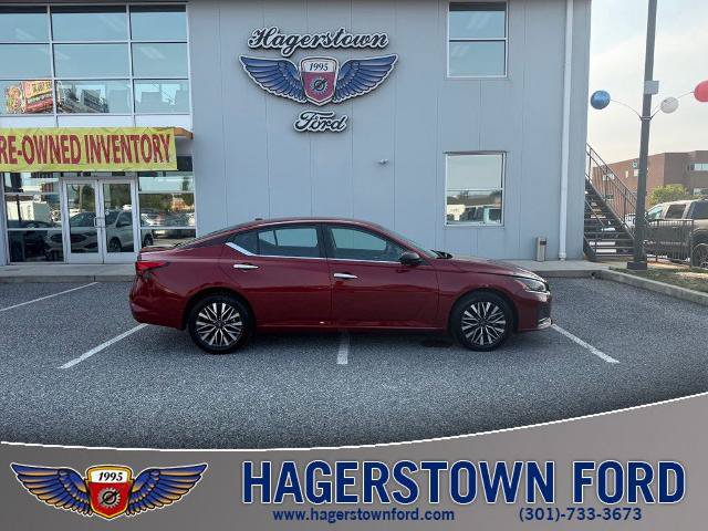 Used 2024 Nissan Altima 2.5 SV