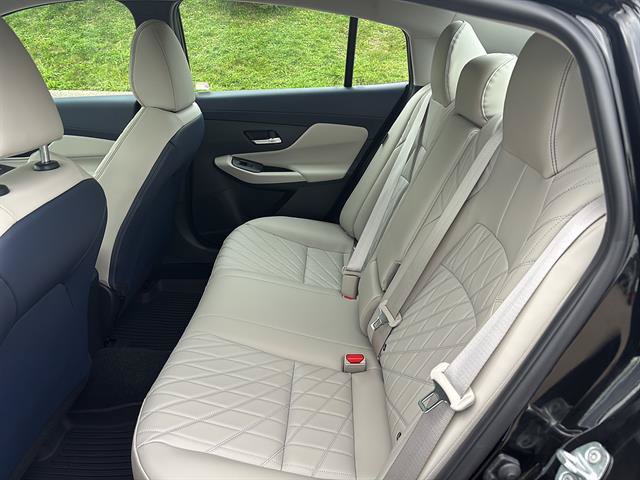 Used 2026 Nissan Sentra SL w/ Floor Mat Package FWD image 16