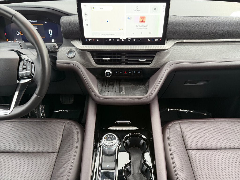Certified 2025 Ford Explorer Platinum w/ Ultimate Package AWD/4WD image 13