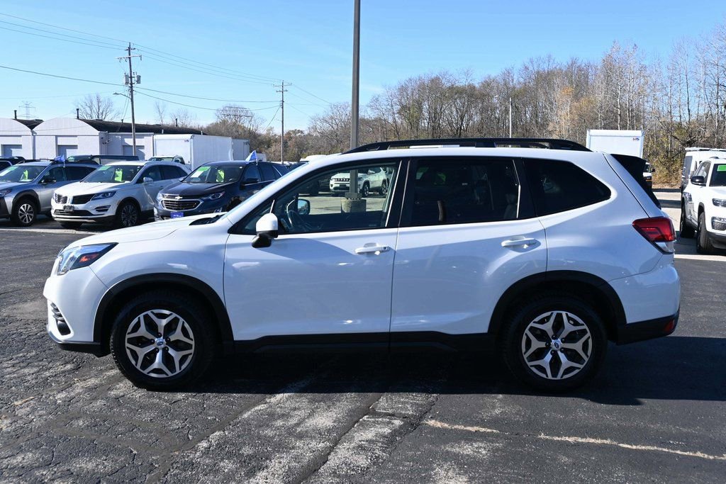 Used 2024 Subaru Forester Premium AWD/4WD image 4