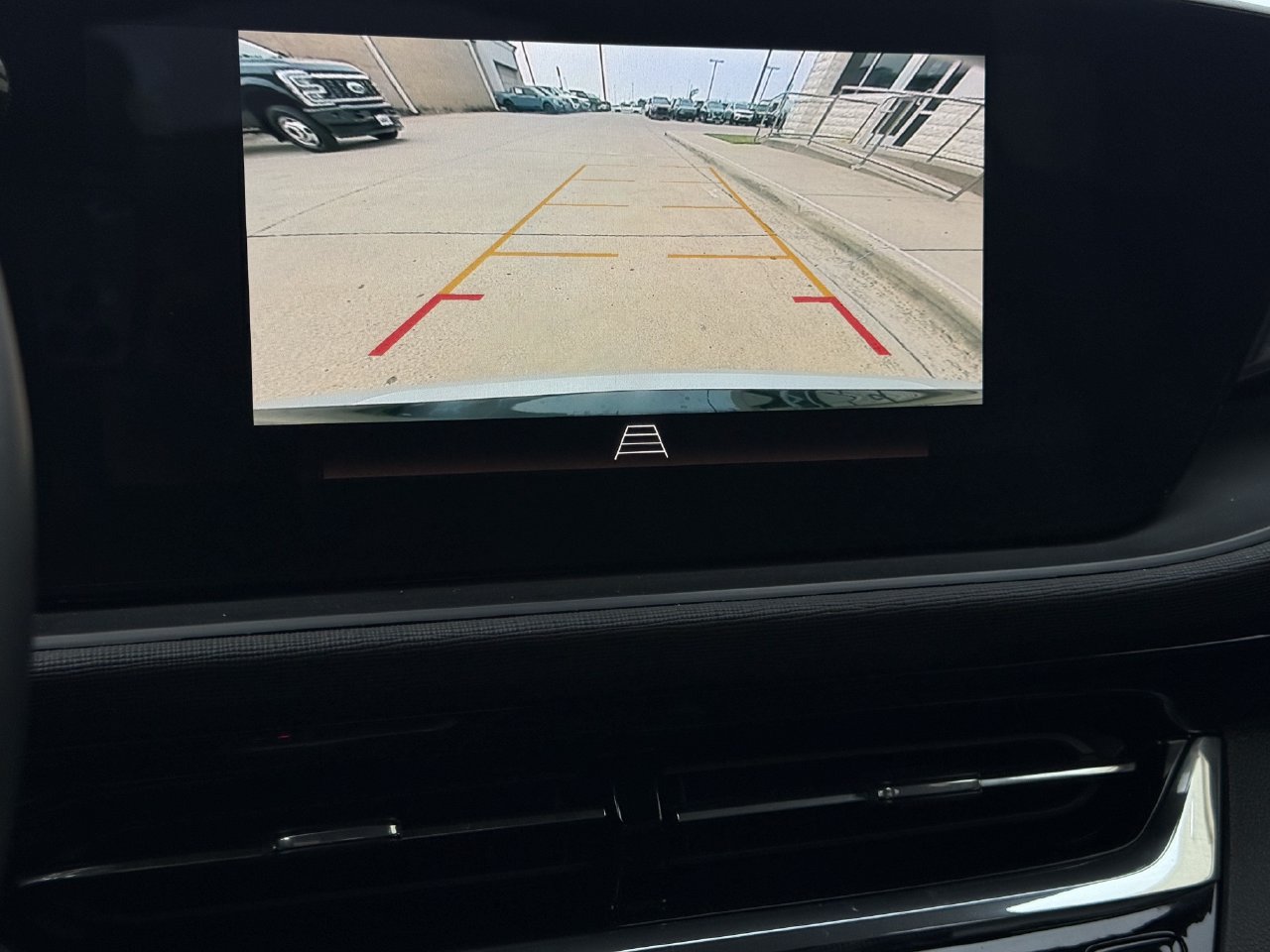 Used 2025 Buick Envista Sport Touring FWD image 17