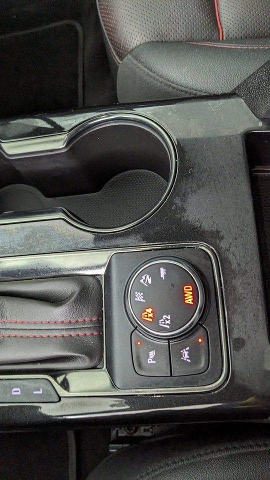 Used 2022 Chevrolet Blazer RS image 33