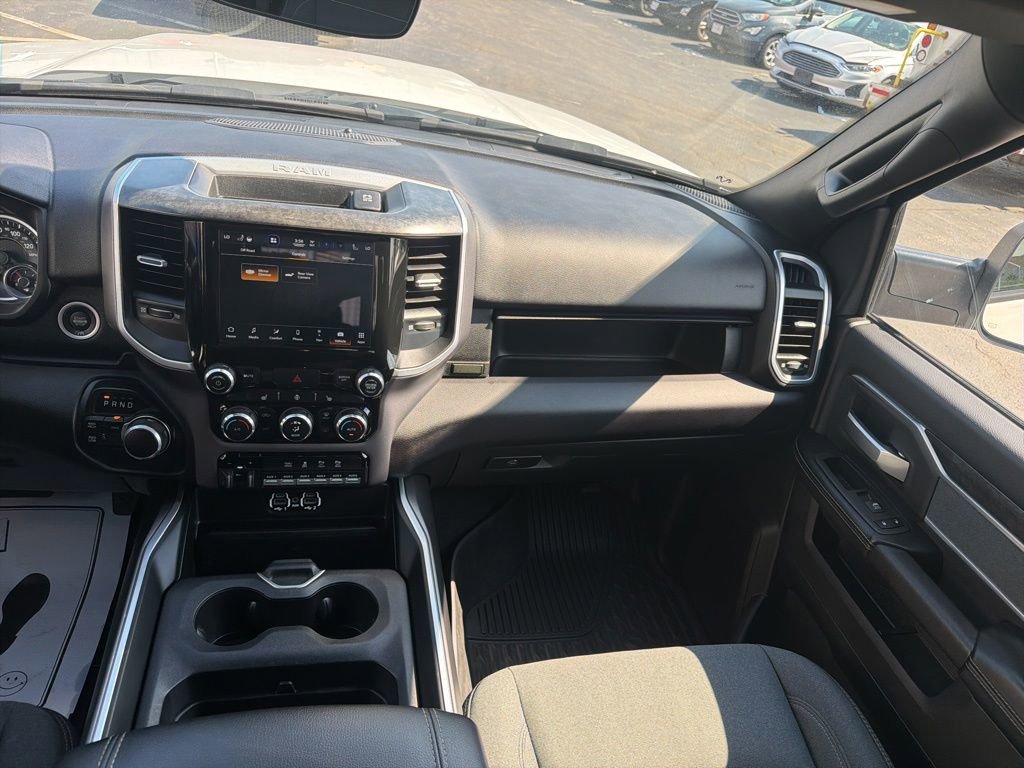 Used 2022 RAM 2500 Big Horn w/ Level C Equiment Group AWD/4WD image 16