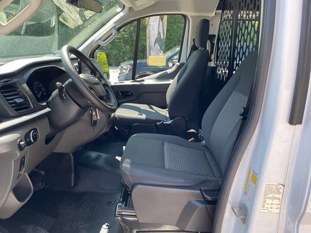 Certified 2025 Ford Transit 250 Low Roof w/ Exterior Upgrade Package RWD image 31