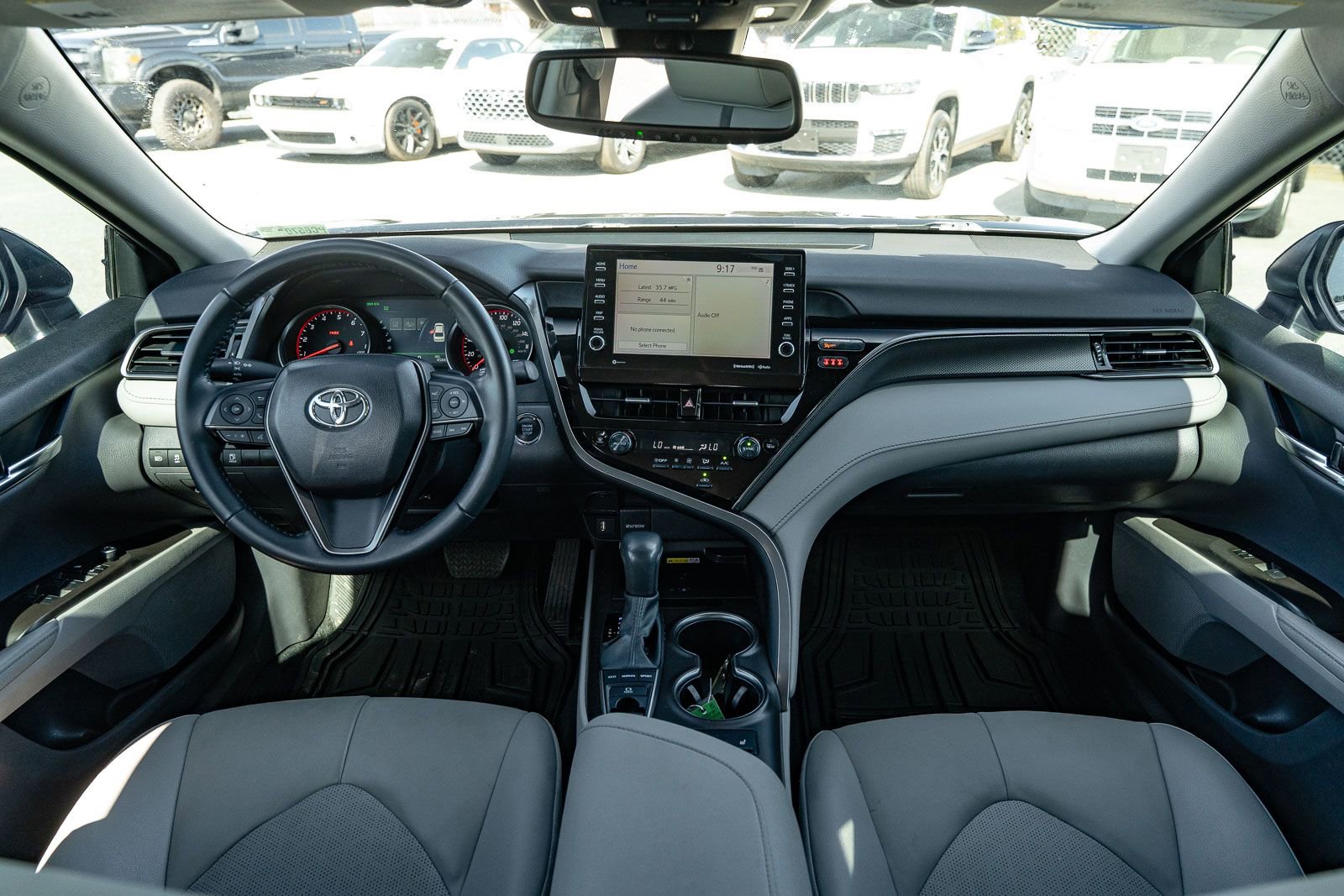 Used 2023 Toyota Camry XSE FWD image 21