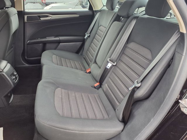 Certified 2020 Ford Fusion SE FWD image 6