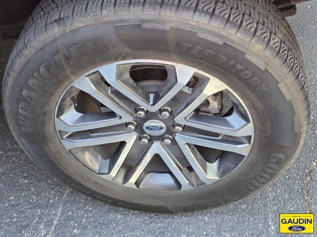 Certified 2023 Ford F150 XL w/ STX Appearance Package RWD image 4