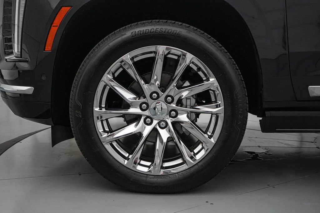 Used 2026 Cadillac Escalade Luxury w/ LPO, Radiant Package AWD/4WD image 10