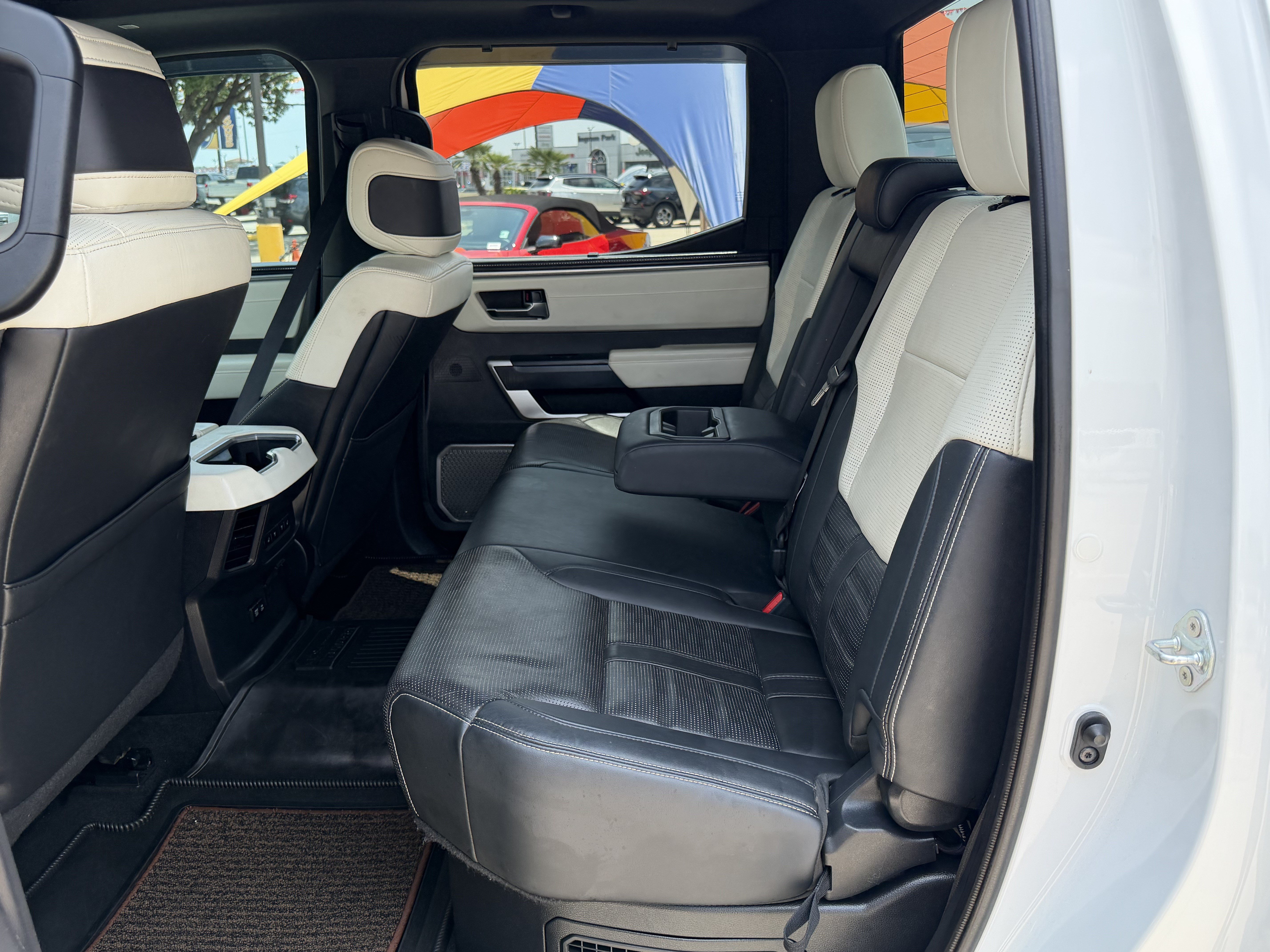 Used 2024 Toyota Tundra Platinum AWD/4WD image 11