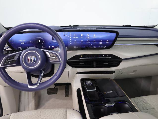 Used 2025 Buick Enclave Avenir w/ Trailering Package, 5000 lbs. AWD/4WD image 14