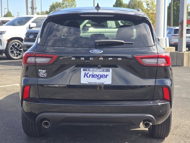 Certified 2023 Ford Escape ST-Line w/ Tech Pack #1 FWD image 15