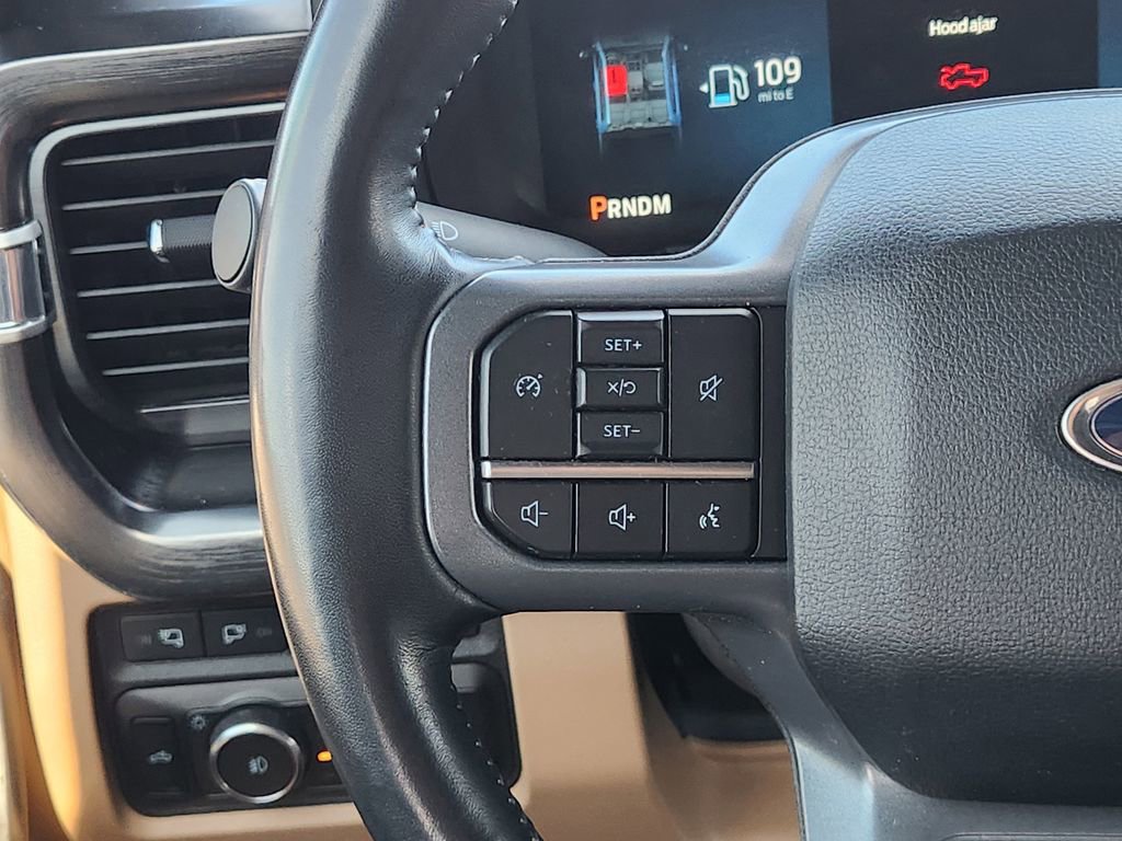 Certified 2024 Ford F250 Lariat w/ Chrome Package image 27