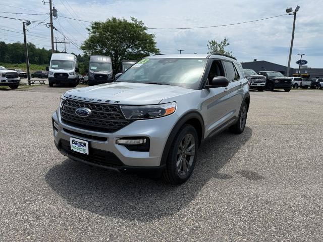 Certified 2023 Ford Explorer XLT w/ Equipment Group 202A AWD/4WD image 17