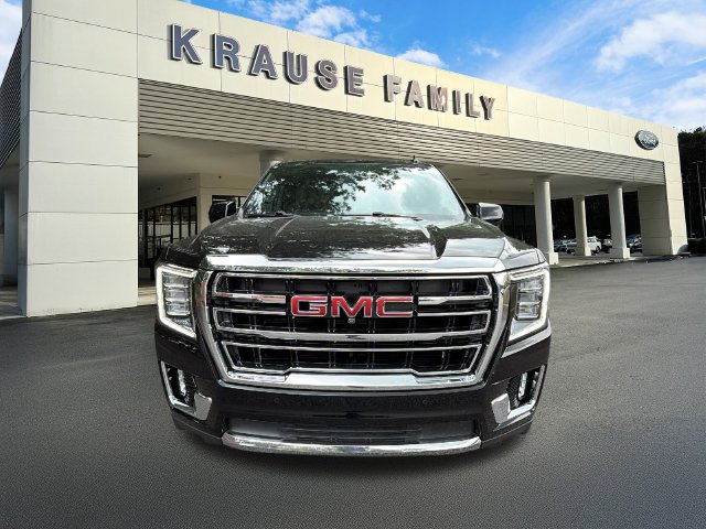 Used 2022 GMC Yukon SLT w/ SLT Luxury Package AWD/4WD image 2