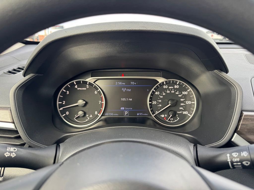 Used 2025 Nissan Altima 2.5 SV image 17