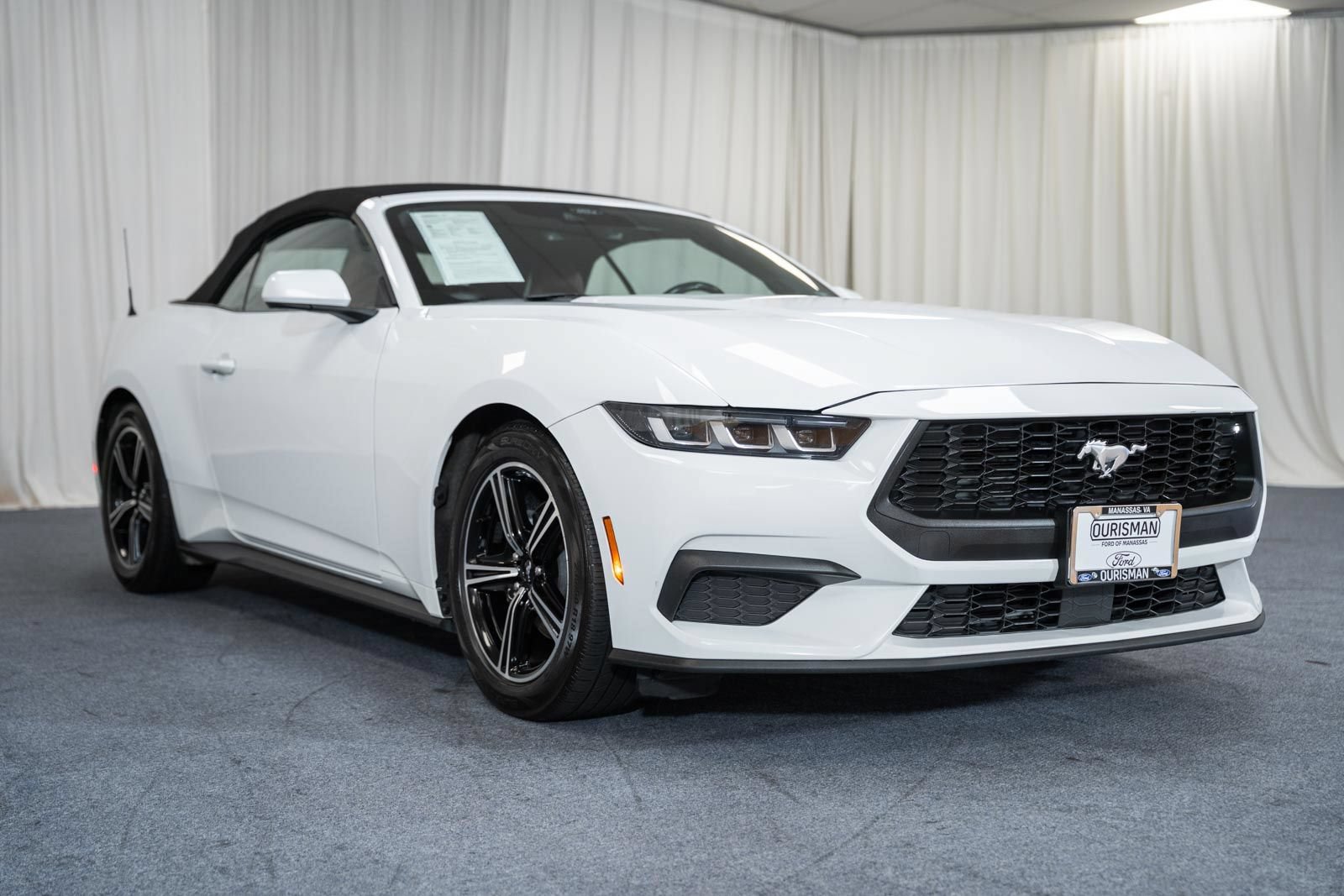 Certified 2024 Ford Mustang Premium RWD image 1