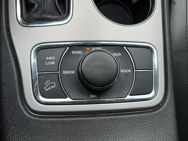 Used 2021 Jeep Grand Cherokee Limited image 26