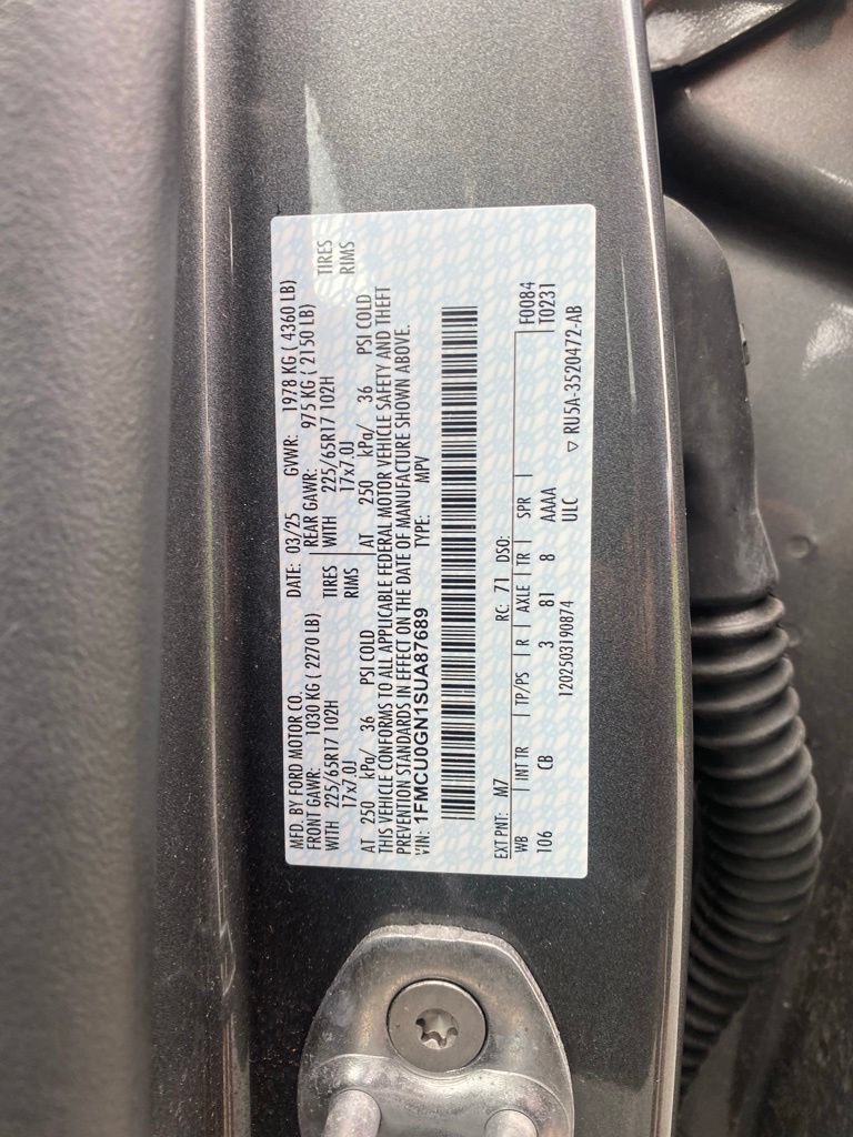 Certified 2025 Ford Escape Active FWD image 16