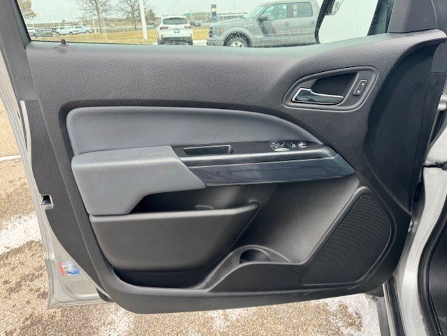 Used 2018 Chevrolet Colorado Z71 image 11