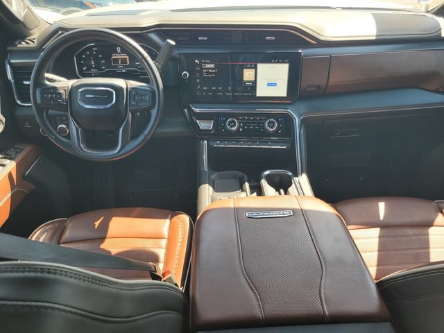 Used 2024 GMC Sierra 2500 Denali Ultimate w/ Max Trailering Package AWD/4WD image 14