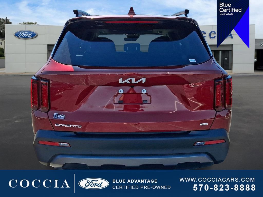 Used 2023 Kia Sorento S w/ Panoramic Sunroof Package image 4
