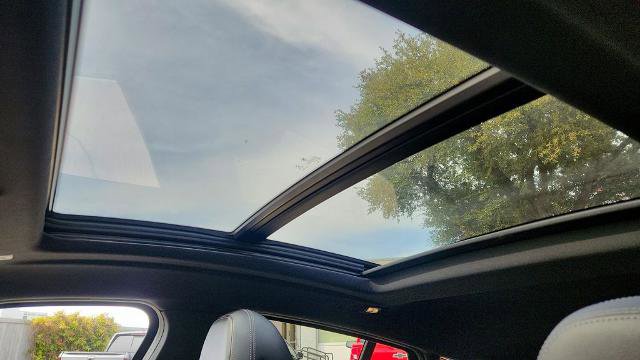 Used 2023 BMW X4 xDrive30i w/ Parking Assistance Package image 13