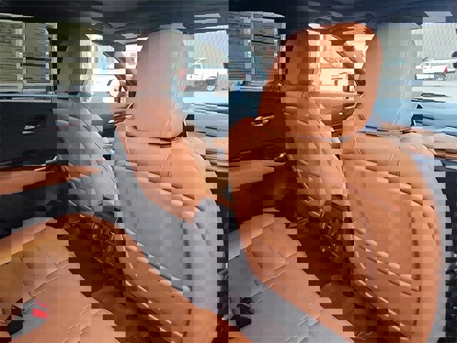 Used 2025 Cadillac XT4 Sport image 27