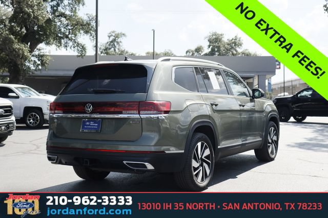 Used 2025 Volkswagen Atlas SEL AWD/4WD image 6