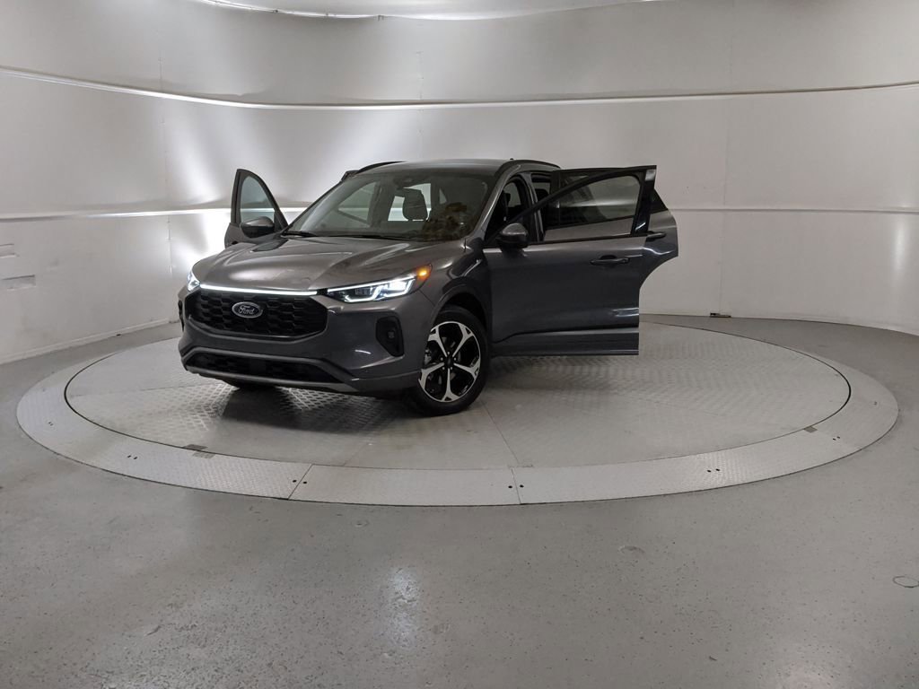 Certified 2024 Ford Escape ST-Line Elite image 13