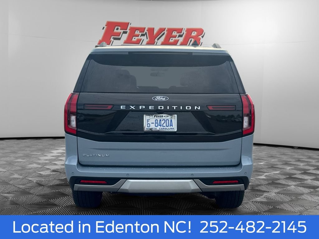 Certified 2025 Ford Expedition Platinum w/ Driver's Package AWD/4WD image 5
