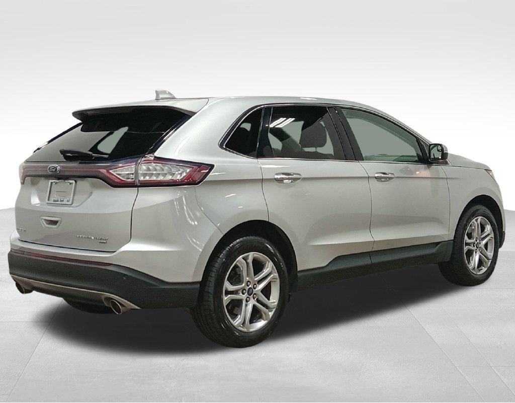 Certified 2018 Ford Edge Titanium w/ Equipment Group 301A AWD/4WD image 3