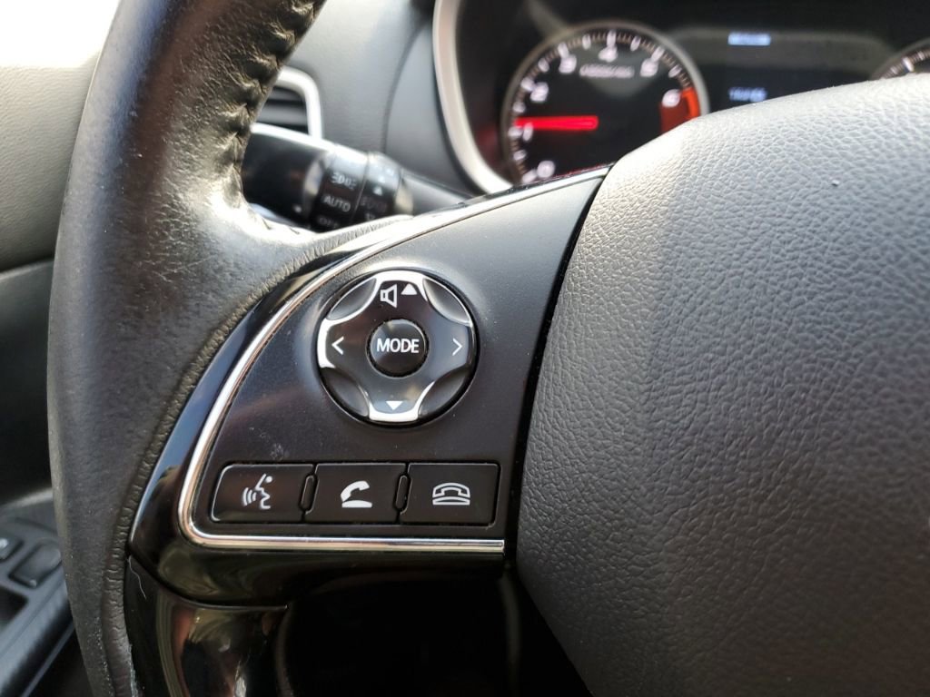 Used 2019 Mitsubishi Eclipse Cross SE image 16