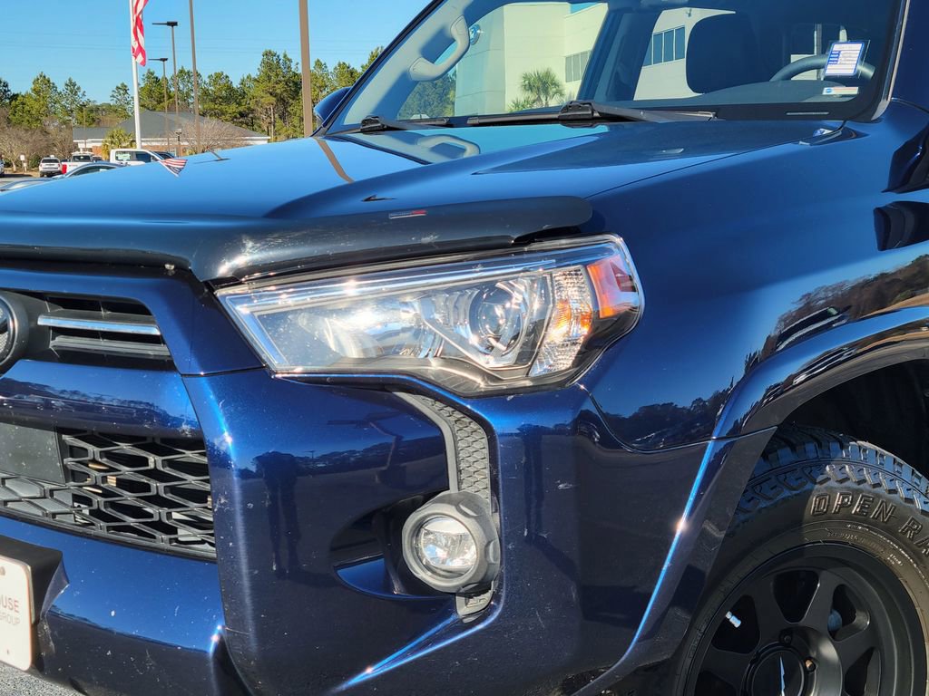 Used 2021 Toyota 4Runner SR5 Premium w/ Moonroof Package image 9