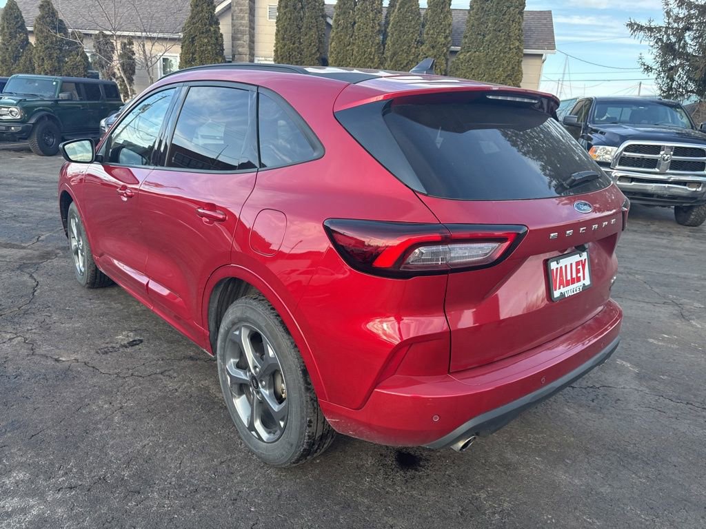 Certified 2023 Ford Escape ST-Line w/ Tech Pack #1 image 5