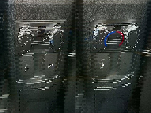 Certified 2022 Ford Explorer XLT w/ Equipment Group 202A image 13