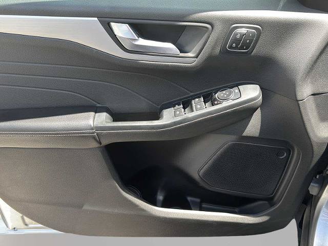 Certified 2023 Ford Escape Platinum AWD/4WD image 28
