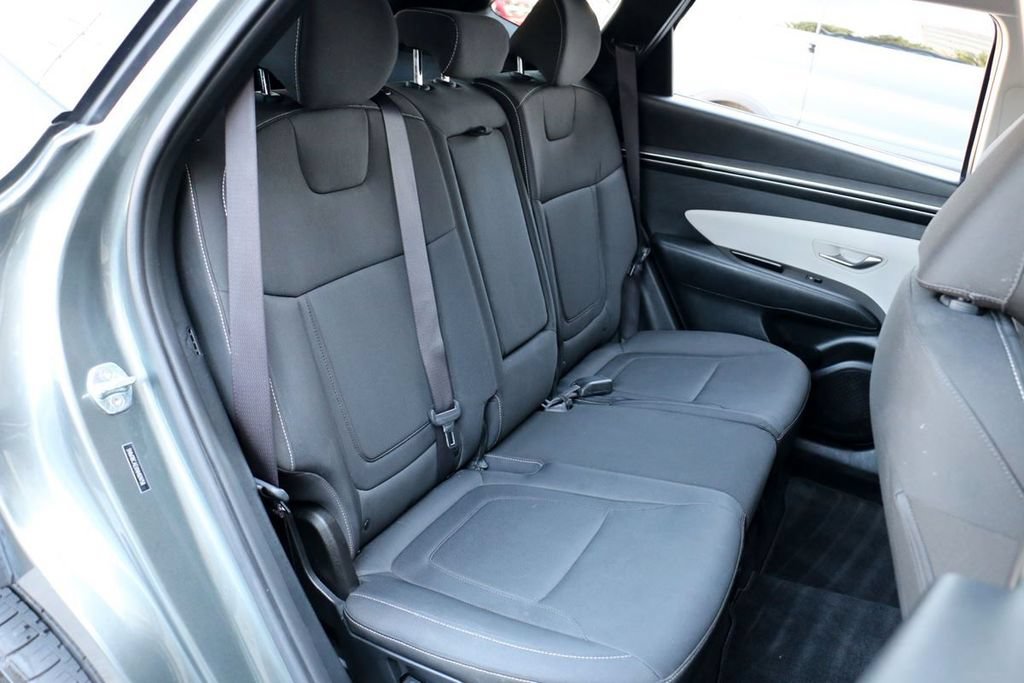 Used 2022 Hyundai Tucson SEL AWD/4WD image 29