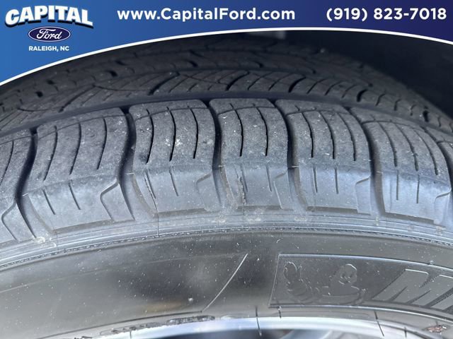 Certified 2024 Ford Edge SEL w/ Convenience Package AWD/4WD image 13