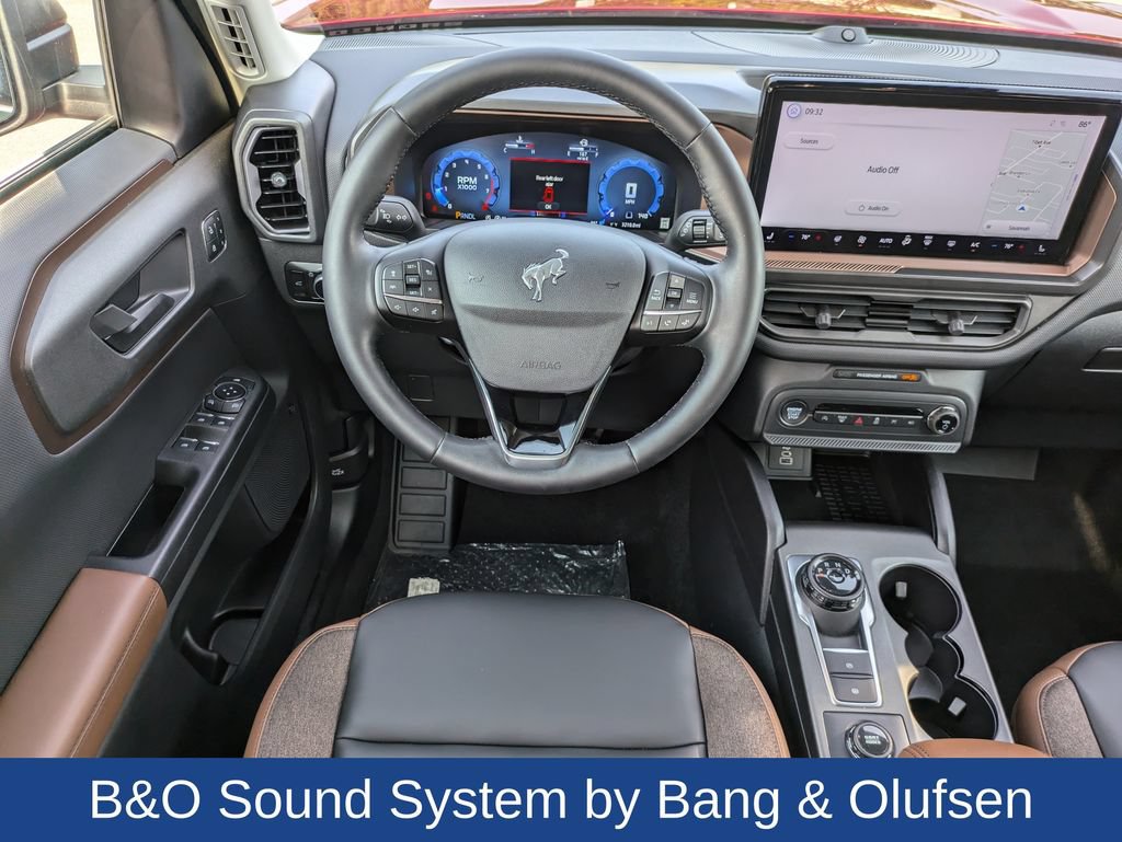 Certified 2025 Ford Bronco Sport Outer Banks w/ Outer Banks Tech Package+ AWD/4WD image 16