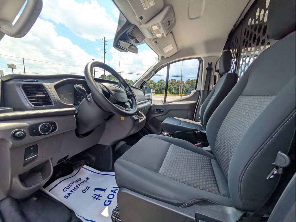 Certified 2025 Ford Transit 250 Low Roof w/ Exterior Upgrade Package RWD image 12