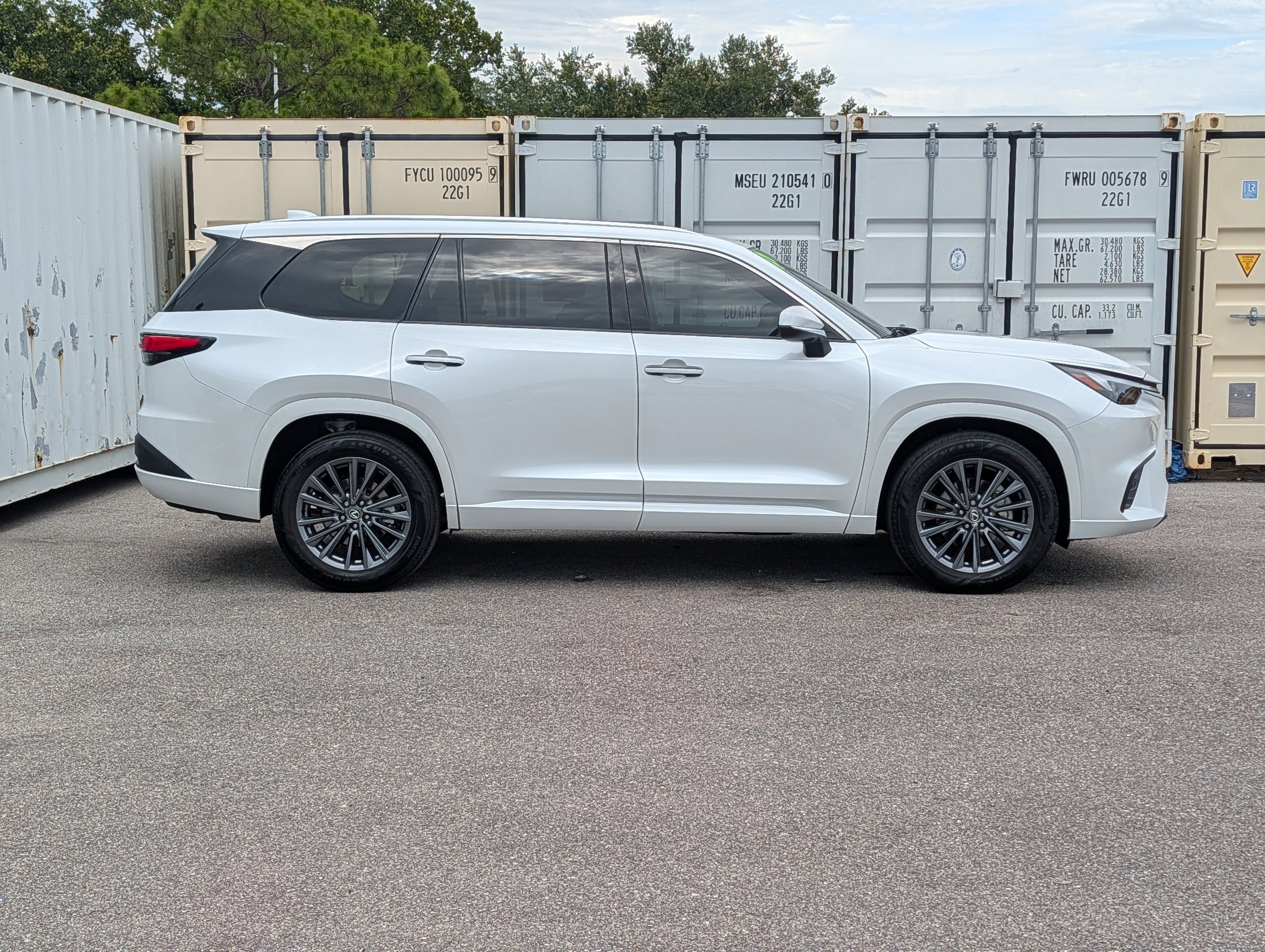 Used 2025 Lexus TX 350 FWD w/ Convenience Package image 3
