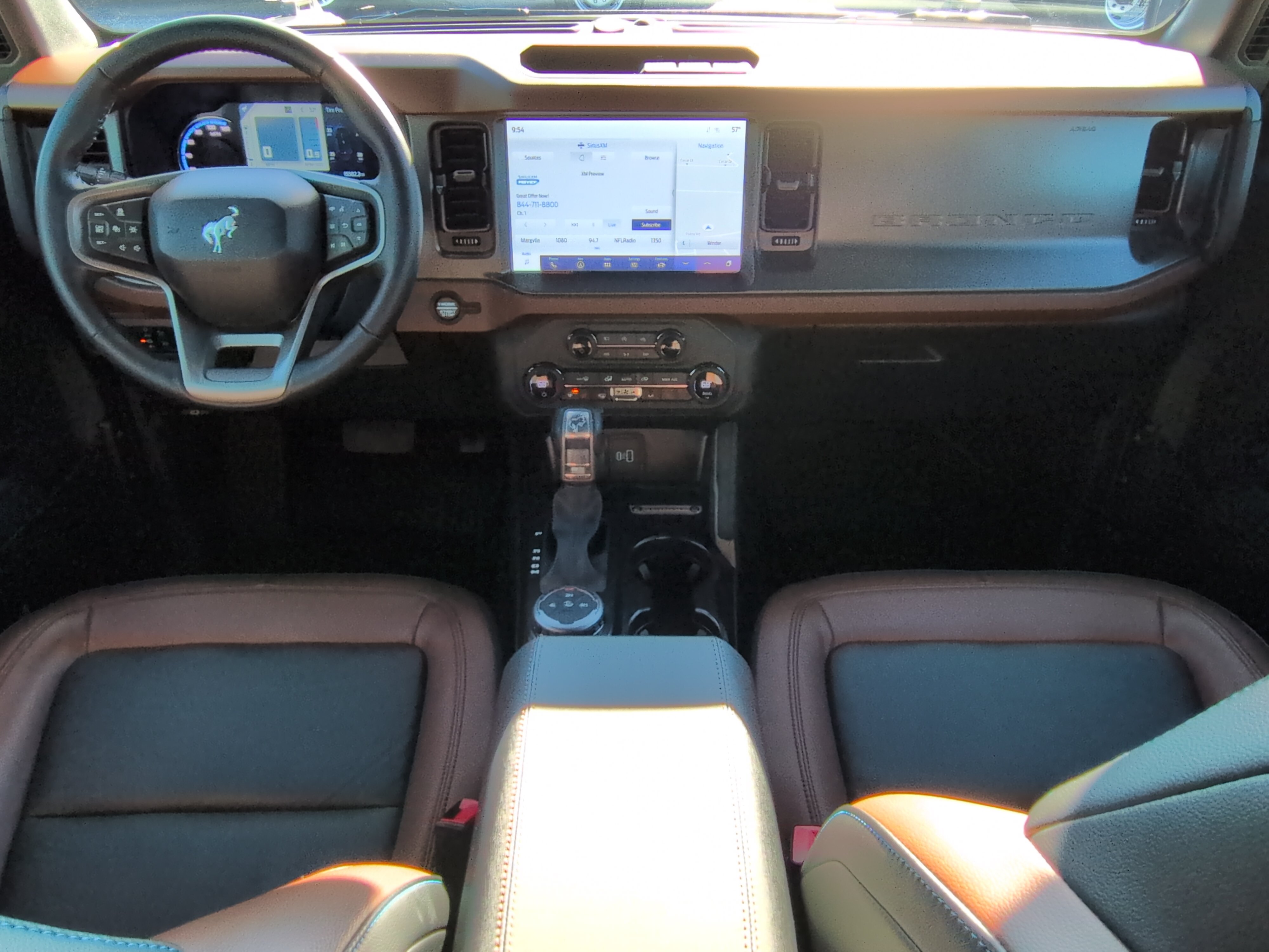 Certified 2024 Ford Bronco Outer Banks AWD/4WD image 13